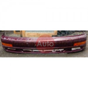 Передній бампер Toyota Camry