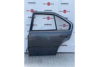 Дверь передняя и задняя, правая и левая Nissan Maxima J 30, 1992-1995