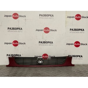 Решітка радіаторна Mazda 323 BA седан, 1994-1997 Решітка радіаторна Mazda 323 BA седан, 1994-1997