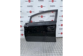 Дверi переднi лiва, права Toyota Prius 30, 2009-2015