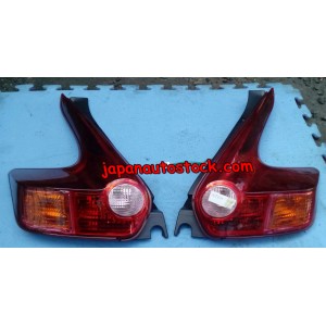 Задні стопи Nissan Juke