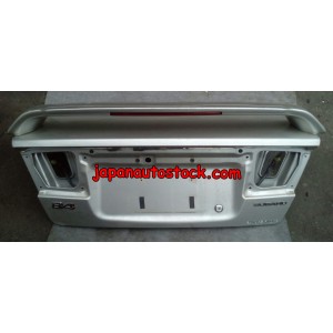 Кришка багажника Subaru Legacy Кришка багажника Subaru Legacy