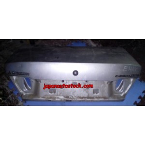 Кришка багажника Mitsubishi Carisma