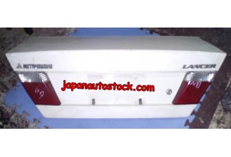 Кришка багажника Mitsubishi Lancer