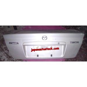 Кришка багажника Mazda 323 BJ Кришка багажника Mazda 323 BJ