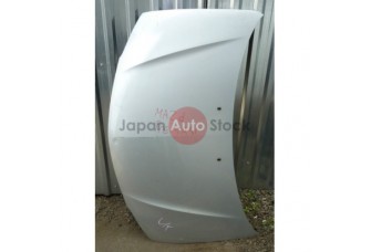 Капот Mazda Premacy