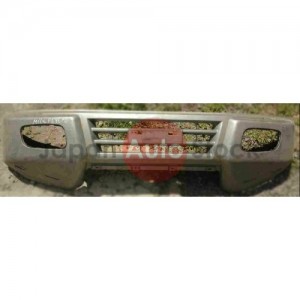 Передній бампер Mitsubishi Pajero