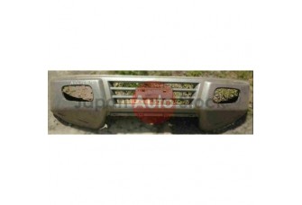 Передній бампер Mitsubishi Pajero