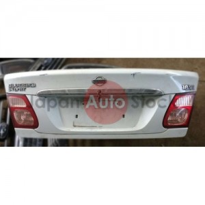 Кришка багажника Nissan Almera Кришка багажника Nissan Almera