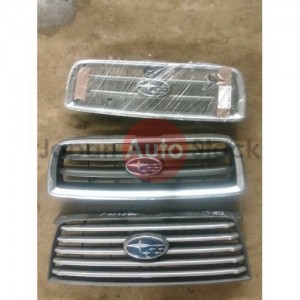 Решітка радіатора Subaru Forester